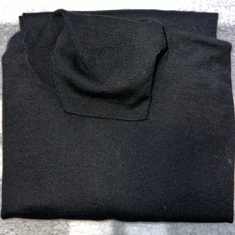 Gran Sasso black long sleeve turtleneck